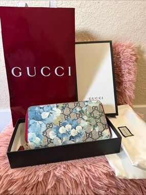 Gucci Blue Floral GG Zip Around Wallet with Red Trim
